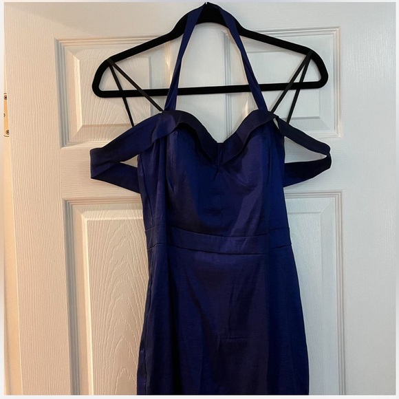 Long midnight blue evening gown - Picture 1 of 4